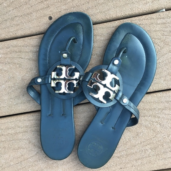 tory burch metal miller flip flop